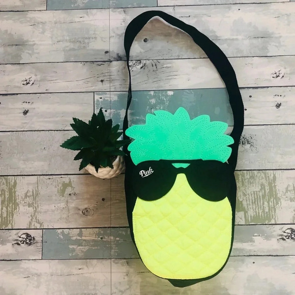 PINK Victoria's Secret Other - 🍍Victoria’s Secret Pineapple Cooler Tote